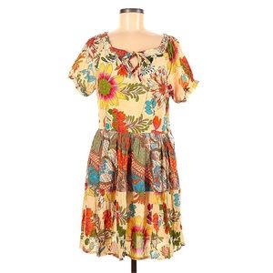 Midi One Love Collection Floral/Patterned Dress. Size M. From the UK. Ruched
